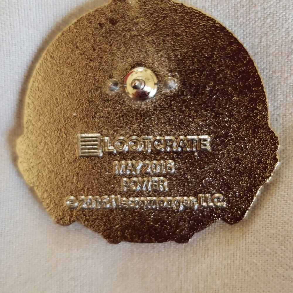 NWT Battleborn Loot Crate Pin